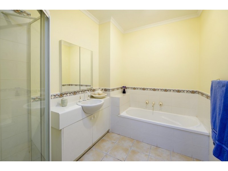 2/32 Highton Street, Ringwood East VIC 3135