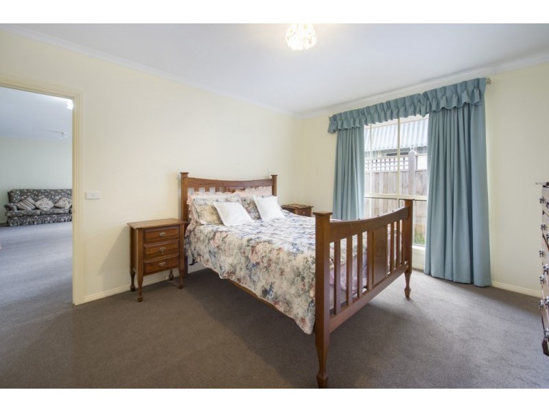2/32 Highton Street, Ringwood East VIC 3135
