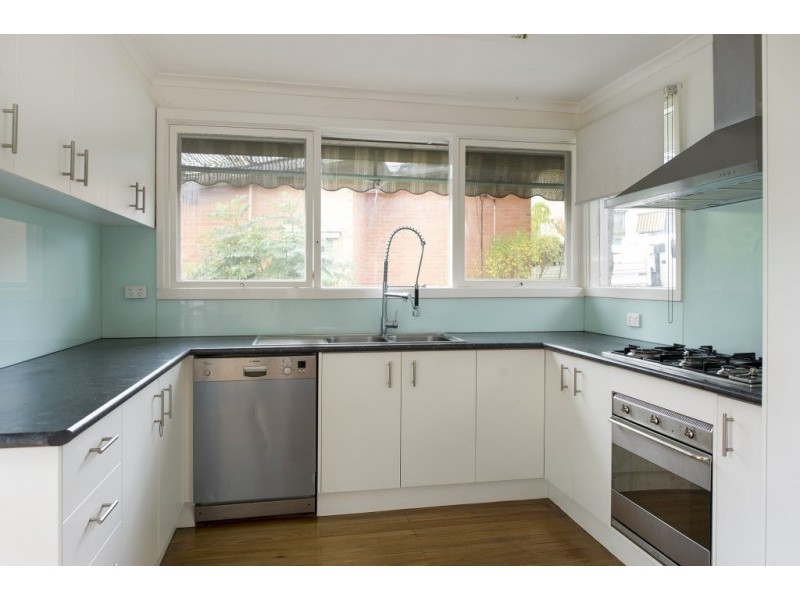 2 Iona Court, Mount Waverley VIC 3149