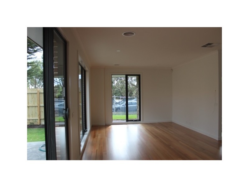 1/96 Mt Dandenong Road, Ringwood East VIC 3135