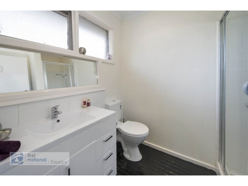 9 Holyrood Crescent, Ringwood VIC 3134