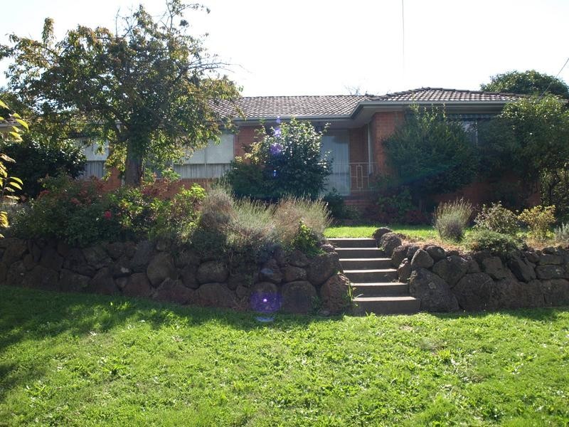 1 Holyrood Crescent, Ringwood North VIC 3134