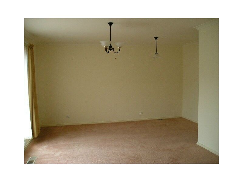 3/22 Through Road, Ringwood VIC 3134