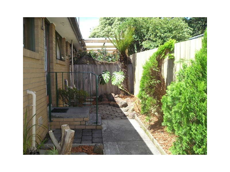 3/98 Mt Dandenong Road, Ringwood East VIC 3135