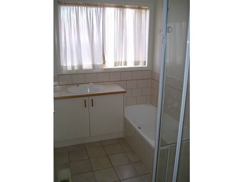 1/20 Sherbrook Avenue, Ringwood VIC 3134