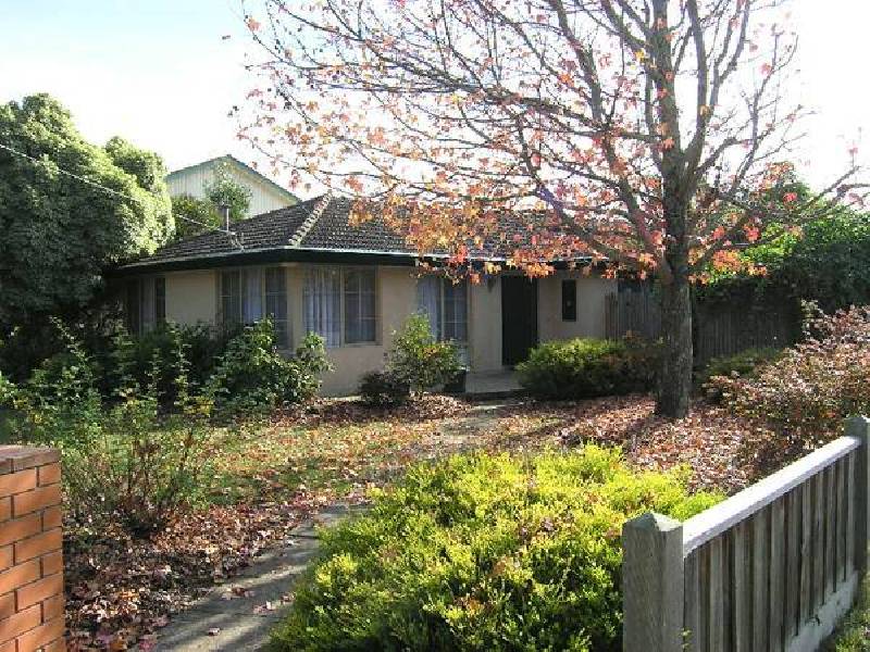 26 Rosebank Avenue, Ringwood North VIC 3134