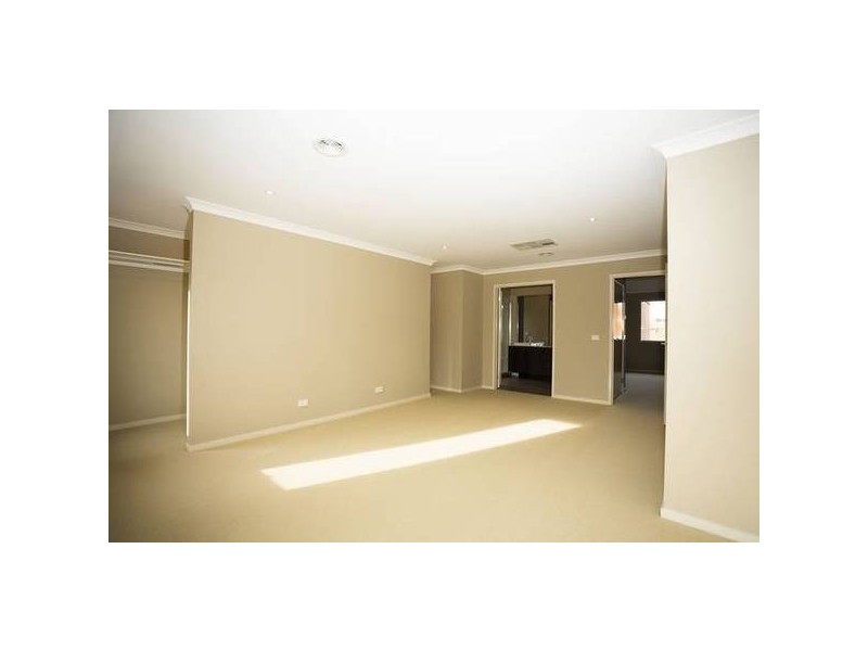 Mina Court, Ringwood North VIC 3134