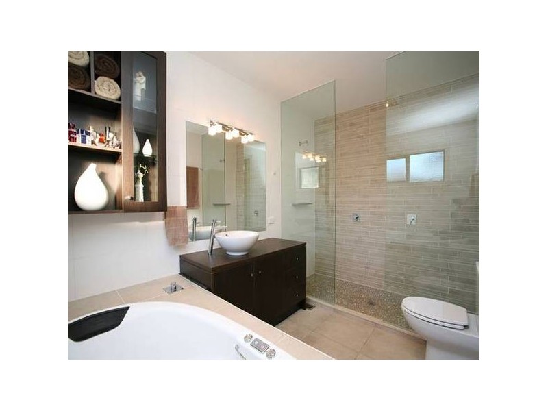 Alice Street, Croydon North VIC 3136