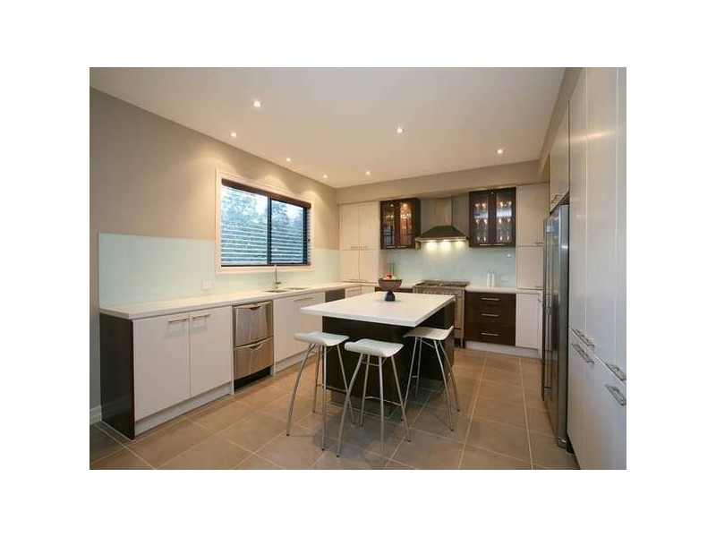 Alice Street, Croydon North VIC 3136