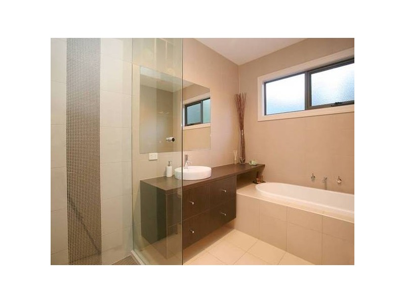 Alice Street, Croydon North VIC 3136