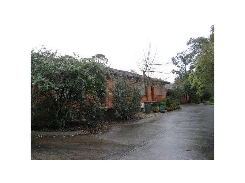 Vinter Avenue, Croydon VIC 3136