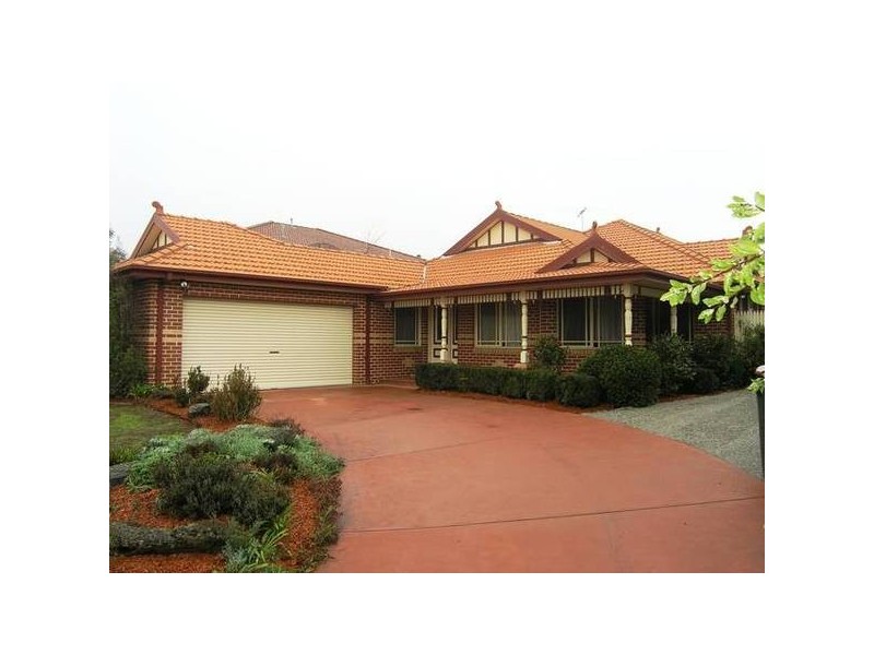 Karina Close, Croydon Hills VIC 3136