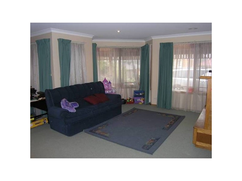 Karina Close, Croydon Hills VIC 3136