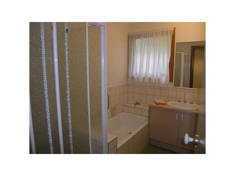 Thomas Street, Ringwood VIC 3134