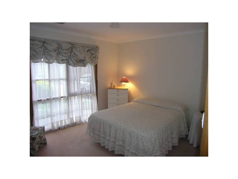 Thomas Street, Ringwood VIC 3134