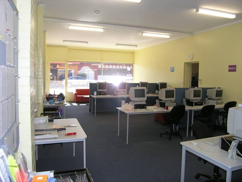 2 Murray Place, Ringwood VIC 3134