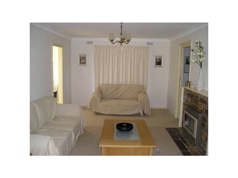 20 Glen Dhu Road, Kilsyth VIC 3137