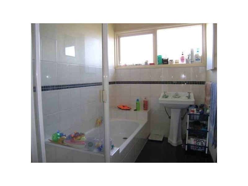 Bayfield Road West, Bayswater North VIC 3153