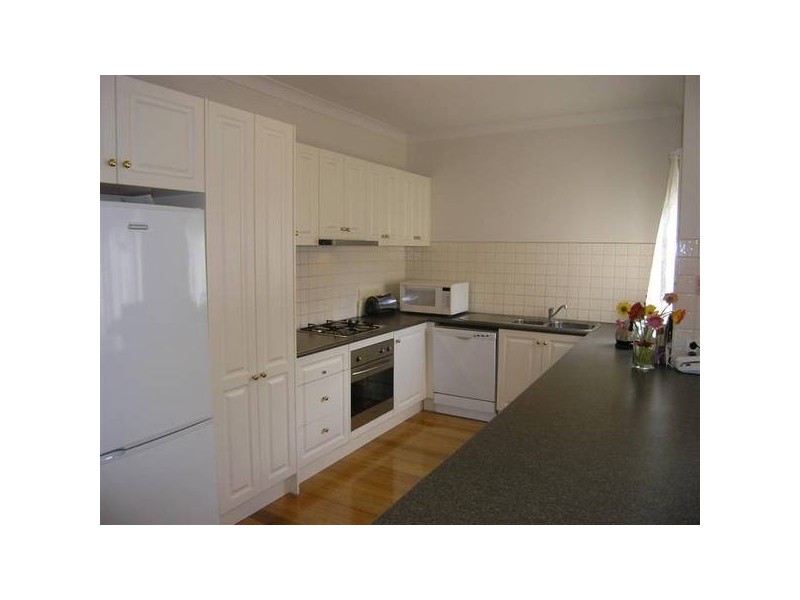 2/125 Bedford Road, Ringwood East VIC 3135