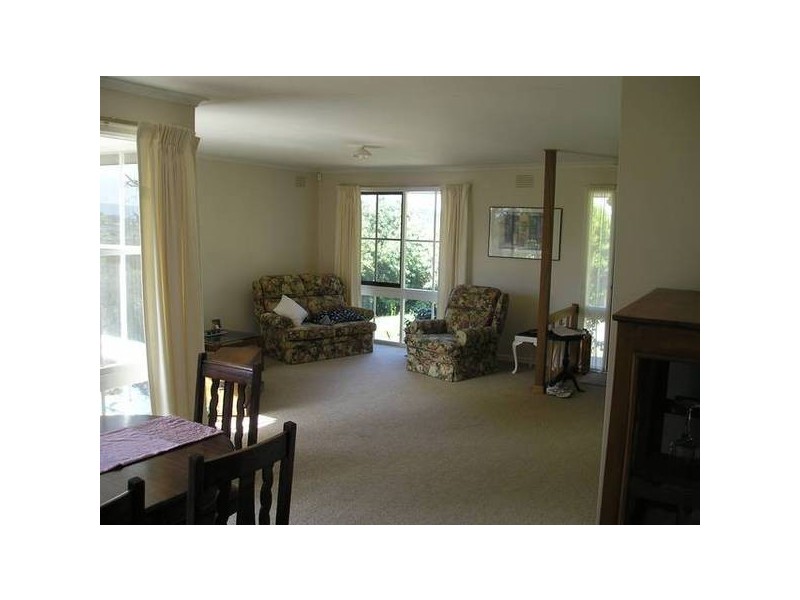 12 Poynton Avenue, Ringwood VIC 3134