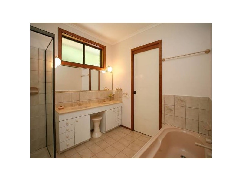 3 Georgian Court, Ringwood North VIC 3134