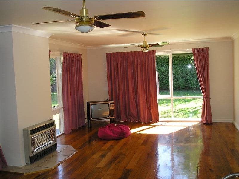 10 Tabilk Court, Wantirna VIC 3152