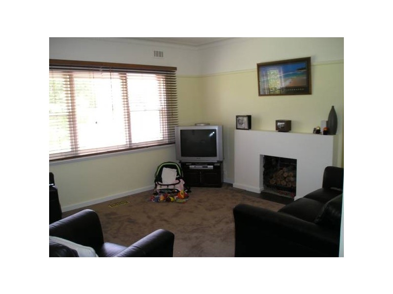 51 Arlington Street, Ringwood VIC 3134