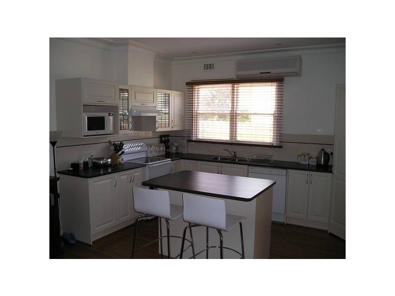 51 Arlington Street, Ringwood VIC 3134