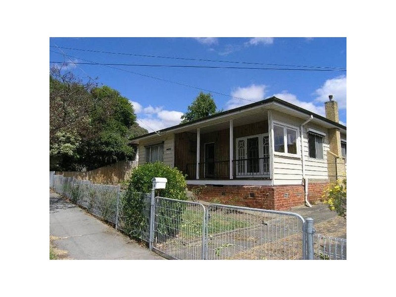 13 Diana, Croydon VIC 3136