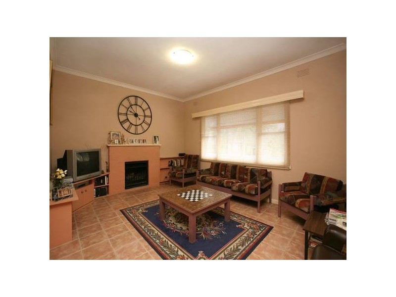 19 Herbert Street, Ringwood VIC 3134