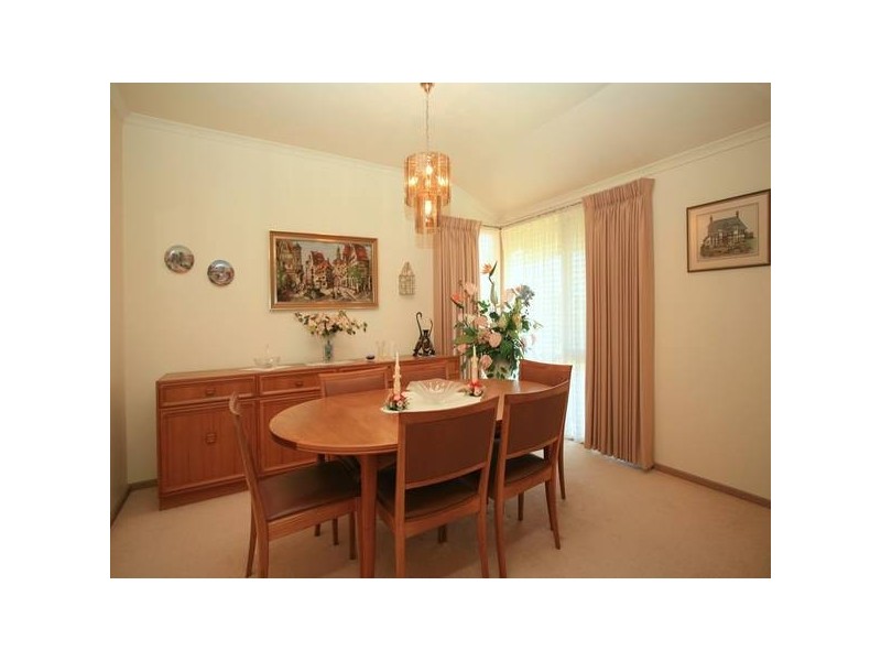 43 Highfield Avenue, Warranwood VIC 3134