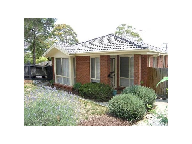 1/114 New Street, Ringwood VIC 3134