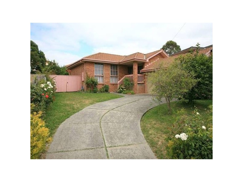 54 Anthony Drive, Chirnside Park VIC 3116