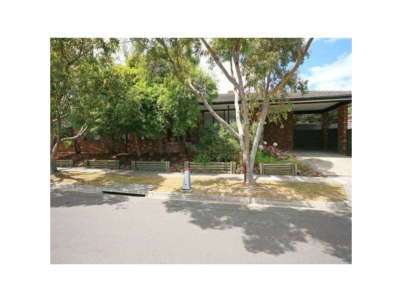 10 Gahnia Close, Ringwood North VIC 3134