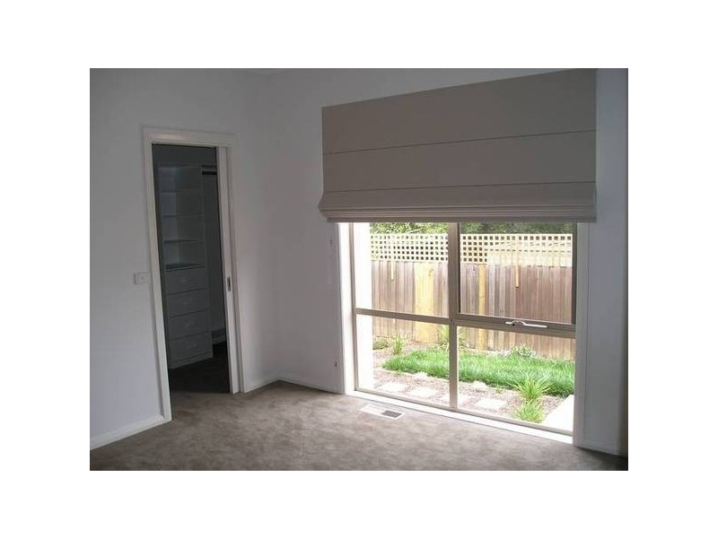 17 Sandgate Avenue, Croydon VIC 3136