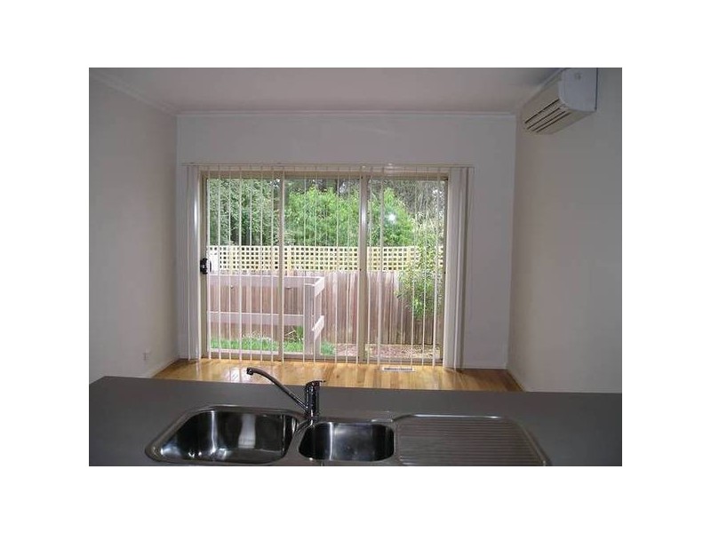 17 Sandgate Avenue, Croydon VIC 3136