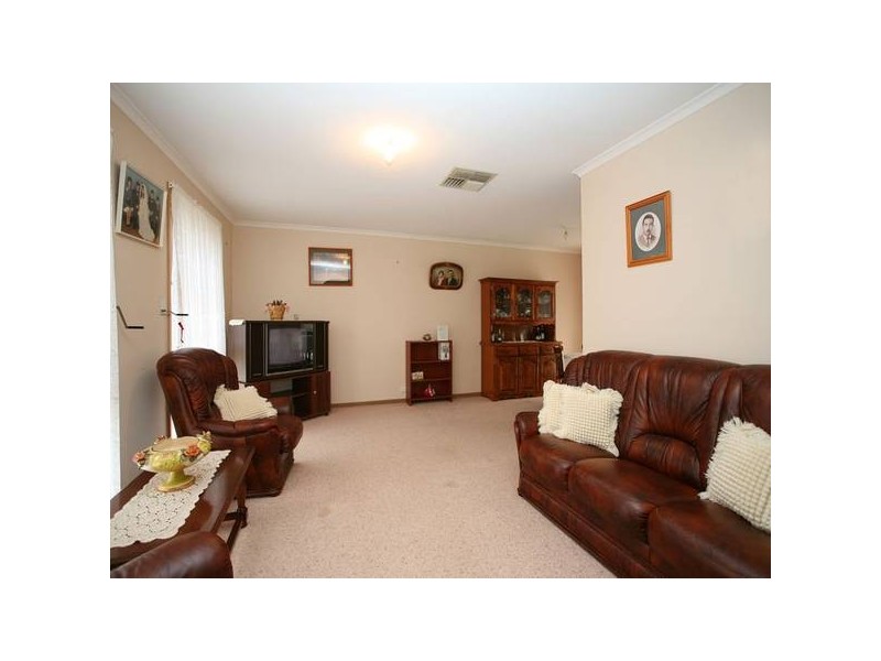 54 Anthony Drive, Chirnside Park VIC 3116