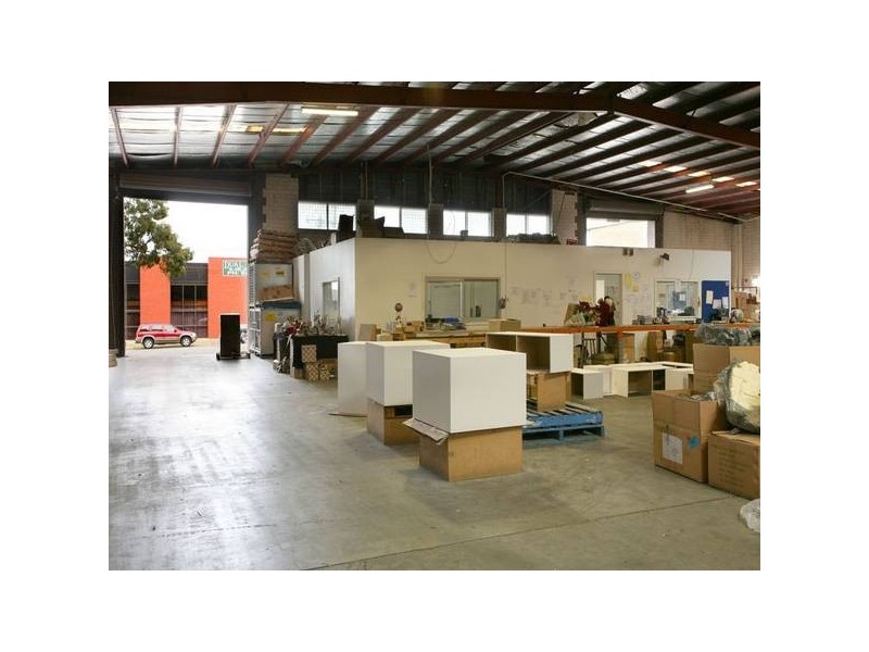 6 Pilgrim Court, Ringwood VIC 3134