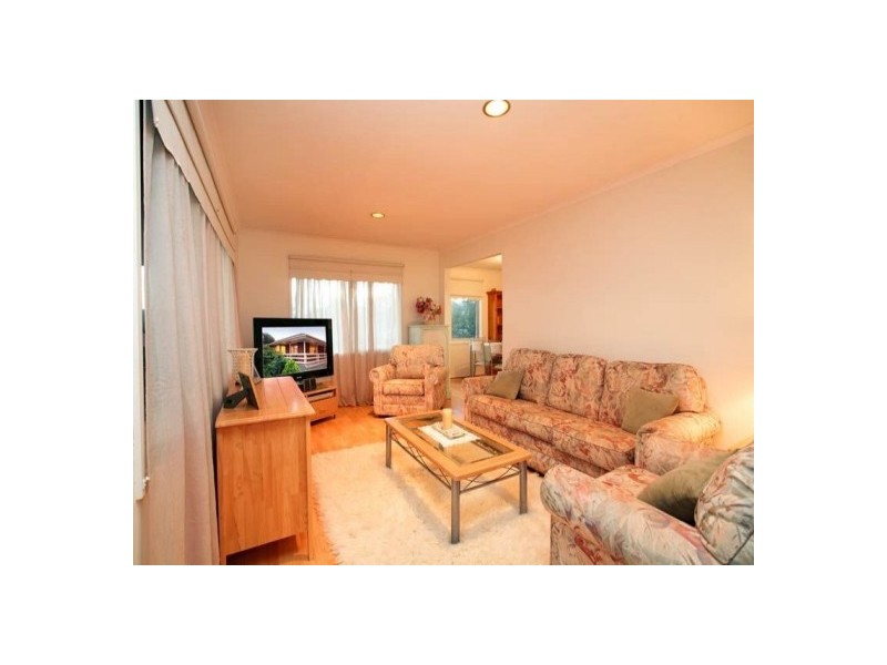 76 Landscape Drive, Mooroolbark VIC 3138