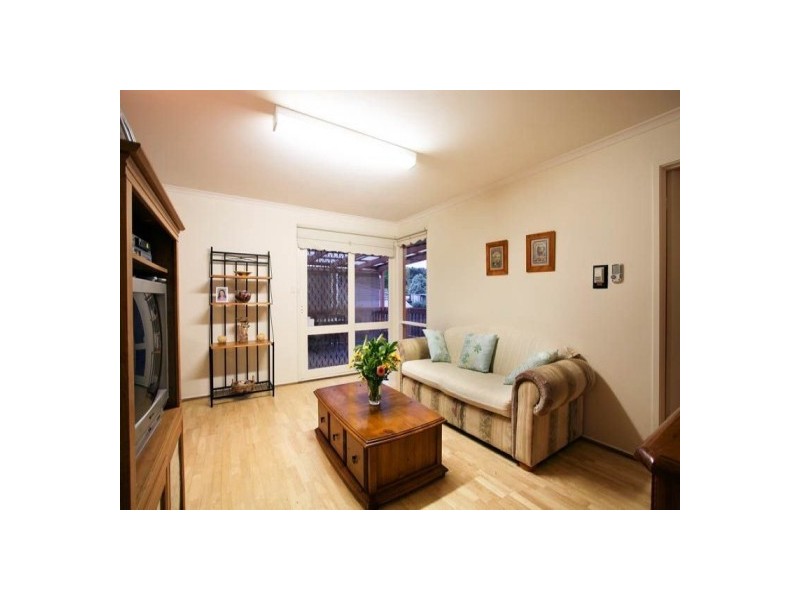 76 Landscape Drive, Mooroolbark VIC 3138