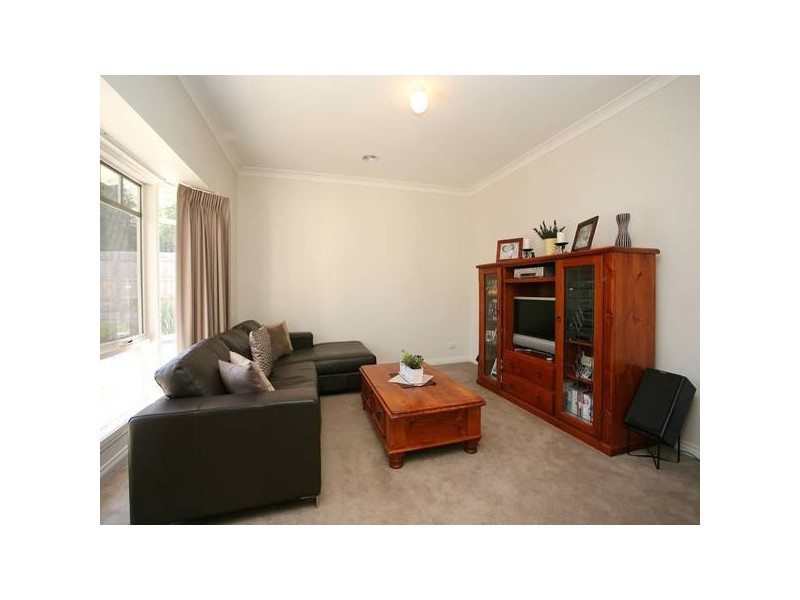 2/5 Neville Street, Ringwood VIC 3134