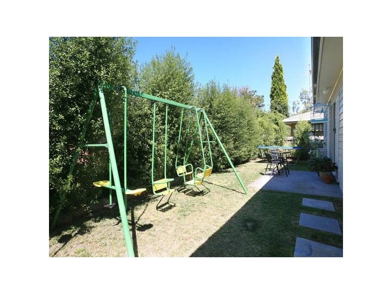 2/5 Neville Street, Ringwood VIC 3134