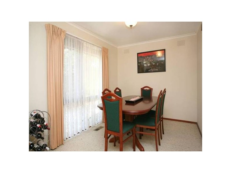 6 Monterey Place, Ringwood North VIC 3134