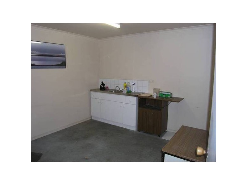 2/16 Jesmond Road, Croydon VIC 3136