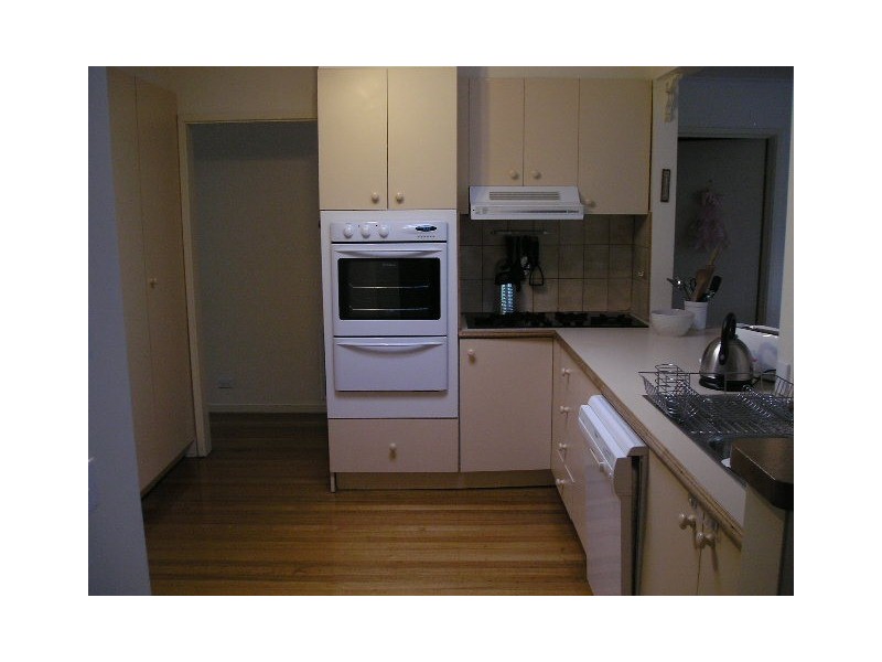 1 McCure Court, Ringwood East VIC 3135