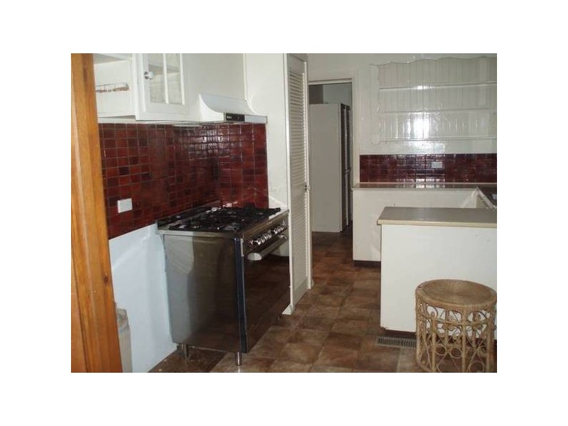 2 Mernda Road, Olinda VIC 3788