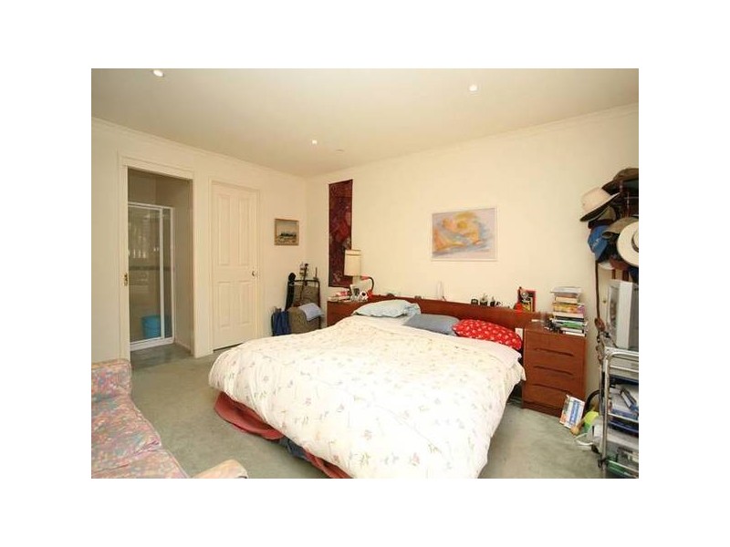 2/35 Loughnan Road, Ringwood VIC 3134