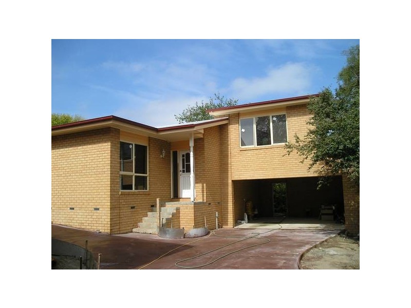 2/13 Herbert Street, Ringwood VIC 3134