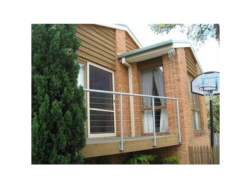 4/1B Hearthside Avenue, Ringwood VIC 3134