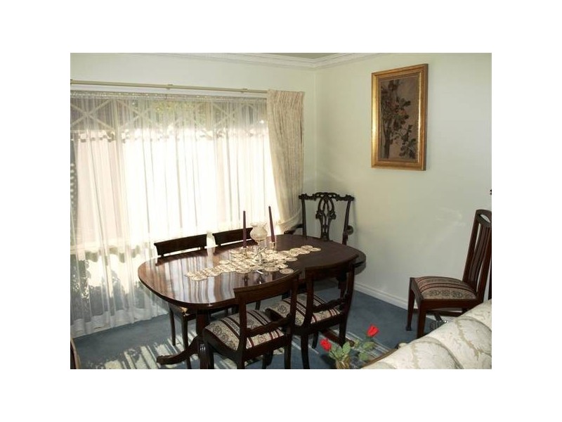 2 Wattle Avenue, Ringwood VIC 3134